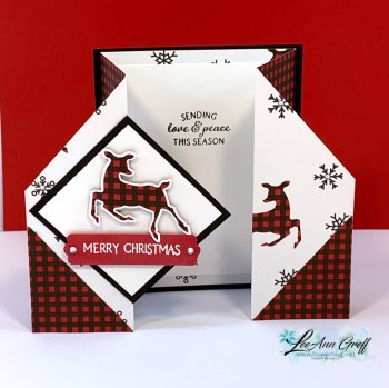 Triangle gatefold deer