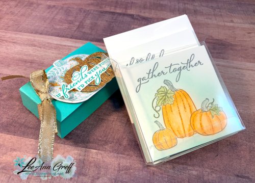Pretty Pumpkins card box. 